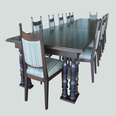 Fenimore Dining Table