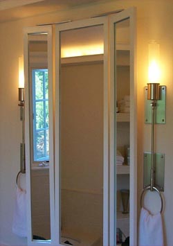 Country Asian Bathroom - Bathroom